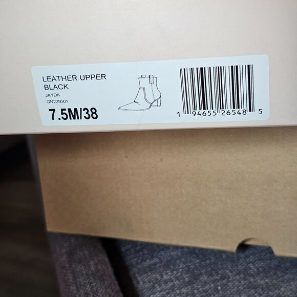 BCBGeneration Women's Jayda Fashion Leather Upper Ankle Boot Black Size 7.5 NWT - Picture 7 of 8